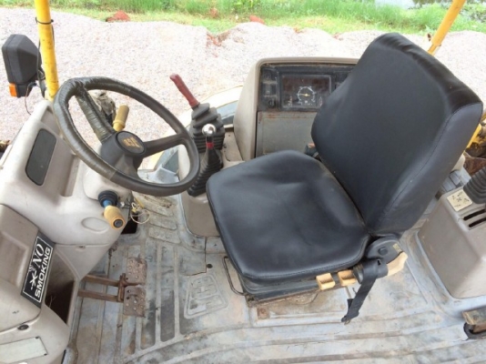 รถตักล้อยางหลังขุด JCB 3CX สภาพพร้อมใช้