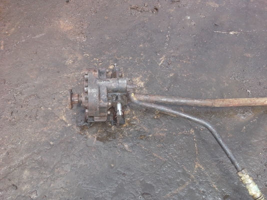 ขายกระบอกดั้ม12ตันแกนใหญ่พร้อมปั้ม