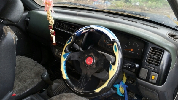 สตาร์ด้า แค็ป ปี 98 เครื่อง 2800cc พวงมาลัยพาวเวอร์กระจกไฟฟ้า ขาย 85,000 บาท