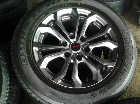 ล้อแท้ TOYOTA FORTUNER TRD 4 พร้อมยางใหม่ ล้อแท้ TOYOTA FORTUNER TRD 4 พร้อมยางใหม่