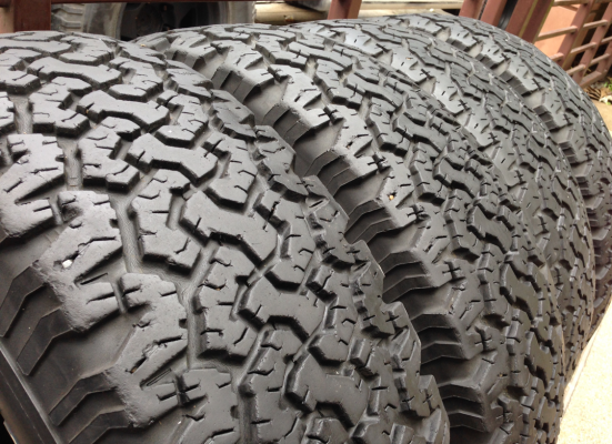 ยาง All BF Goodrich 30 9.5 R15 พร้อมใช้งาน ราคาไม่แพง