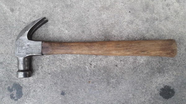 ขายค้อนพลัมPLUMB LEADER-L81ขนาด 16oz. มือสองสภาพดี