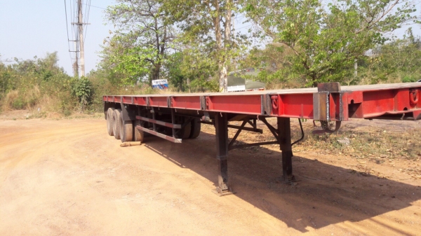 ลูกพ่วงพื้นเรียบ  ต่ออู่่พนัส