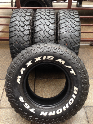 ยาง Mud Maxxis 265 75 16 ปลายปี13 ดอกเต็ม ใช้ยาว ราคาไม่แพง