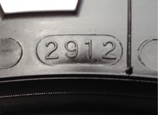 ยาง Mud Maxxis 265 75 16 ปลายปี12 ดอกเยอะ พร้อมใช้งาน ราคาไม่แพง