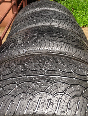 ยาง Yokohama 265 50 20 สิ้นปี12 ดอกเยอะ ใช้ยาว ราคาไม่แพง