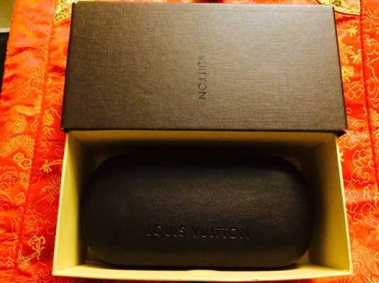 แว่น louis vuitton evidence