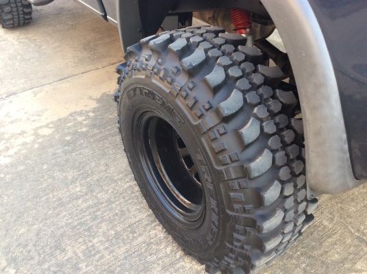 รถกระบะฟอร์ดพร้อมลุย ยกสูง เครื่องช่วงล่างเยี่ยม