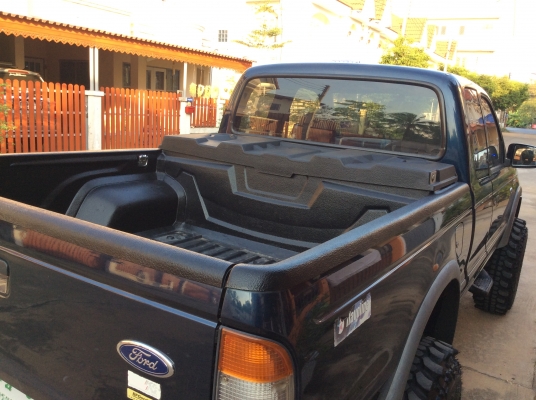 รถกระบะฟอร์ดพร้อมลุย ยกสูง เครื่องช่วงล่างเยี่ยม