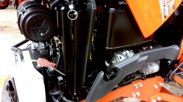 ขายรถไถคูโบต้า  KUBOTA   L 3608SP พร้อมชุดใบมีดดันหน้าคานล่าง  ผาน 6X22