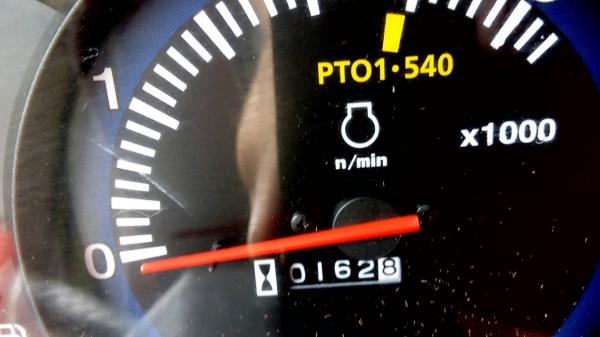 ขายรถไถคูโบต้า KUBOTA L 3608SP พร้อมชุดใบมีดดันหน้าคานล่าง ผาน 6X22 ขายรถไถคูโบต้า KUBOTA L 3608SP พร้อมชุดใบมีดดันหน้าคานล่าง ผาน 6X22