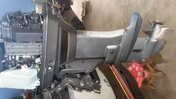 เครื่องเรือ suzuki55hp สภาพใหม่กริบๆ ใบเลต พร้อมใช้