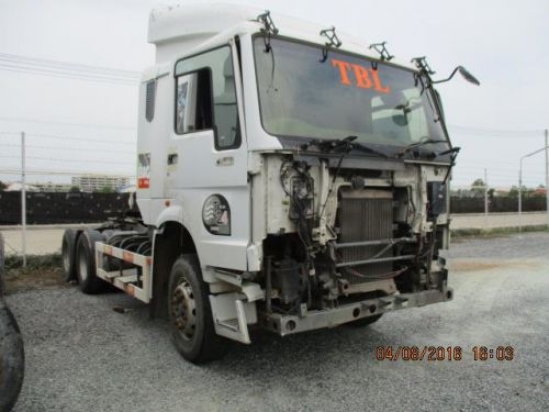 ขายหัวลากSinotruk NGV  ปี2012  ราคา 250,000 บาท