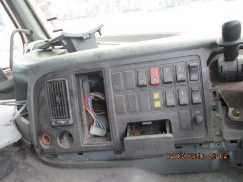 ขายหัวลากSinotruk NGV  ปี2012  ราคา 250,000 บาท