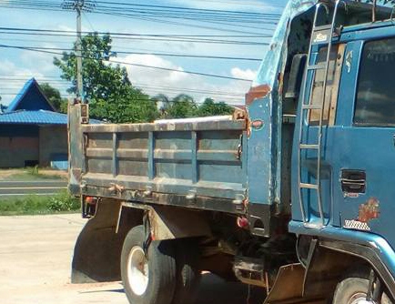 **495,000 บ.ต่อรอง /// 6ล้อดั้มดิน ISUZU ROCKY-175 แรง เครื่อง+เกียร์ ดี คัสซีดี สวย หัวเก๋งดี คอนโซลครบ พาวเวอร์/ทริฟฟี่/แอร์ ครบ ดั้มเหล็ก5ตัน3.60ม.ยิงหน้า ฝาทึบมีผุบ้างนิดๆหน่อยๆ ยาง8.25/16 ขายตามสภาพ พร้อมใช้ เล่มฯครบ **ขาย ISUZU ROCKY -175 HP 6ล้อดั้ **495,000 บ.ต่อรอง /// 6ล้อดั้มดิน ISUZU ROCKY-175 แรง เครื่อง+เกียร์ ดี คัสซีดี สวย หัวเก๋งดี คอนโซลครบ พาวเวอร์/ทริฟฟี่/แอร์ ครบ ดั้มเหล็ก5ตัน3.60ม.ยิงหน้า ฝาทึบมีผุบ้างนิดๆหน่อยๆ ยาง8.25/16 ขายตามสภาพ พร้อมใช้ เล่มฯครบ **ขาย ISUZU ROCKY -175 HP 6ล้อดั้