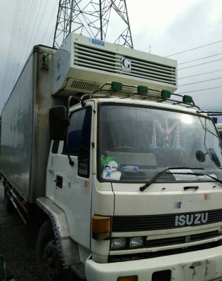 หกล้อ อีซูชุ ร็อค FTR11NY175ช่วงยาว 6.70ม (บรรทุกตู้เย็น) สภาพดีสวยบางเดิมพร้อมใช้งาน ทะเบียนพร้อมโอน