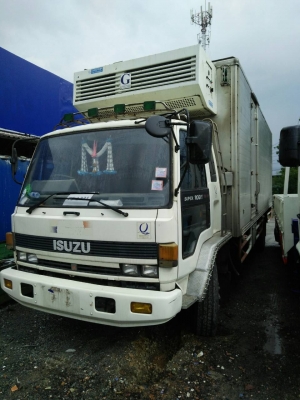 หกล้อ อีซูชุ ร็อค FTR11NY175ช่วงยาว 6.70ม (บรรทุกตู้เย็น) สภาพดีสวยบางเดิมพร้อมใช้งาน ทะเบียนพร้อมโอน