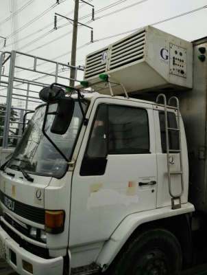 หกล้อ อีซูชุ ร็อค FTR11NY175ช่วงยาว 6.70ม (บรรทุกตู้เย็น) สภาพดีสวยบางเดิมพร้อมใช้งาน ทะเบียนพร้อมโอน