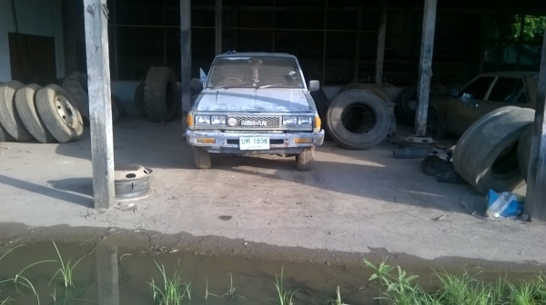 Datsun 720 ปี 1982 38,000 บ. ใช้งานได้