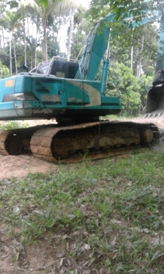 ขายรถแบคโฮ KOBELCO SK200-/// เอกสารเล่มทะเบียน ระบบไฟเต็ม ราคา 800000