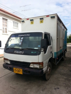 ขายด่วนรถอีซูซุตู้ 10 บาน