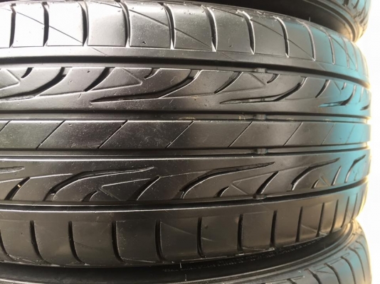 ขายยาง DUNLOP LM704 205-45-17 ปี13 ดอกเต็ม ไม่มีปะ ไม่กินข้าง ชุดละ 4,000 บาท