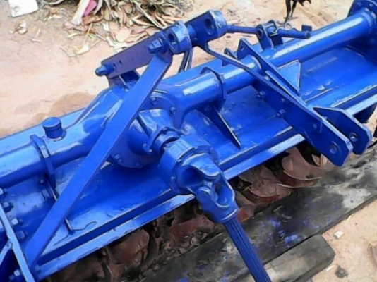 ขายด่วนครับ 33000 บาท โรตารี่ 2 เมตร 083-149-0743