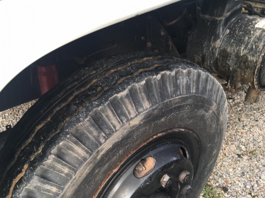 ขายรถสิบล้อ ISUZU DECA  FXZ 270 ยูโร2 แม็คโหลด ปี51 ดั้มสามมิตร หรือจะแยกเอาแต่หัวคัสซี่ก็ได้ครับ รถสวยพร้อมใช้งาน ยางดี คัสซีสวย ราคาต่อรองได้