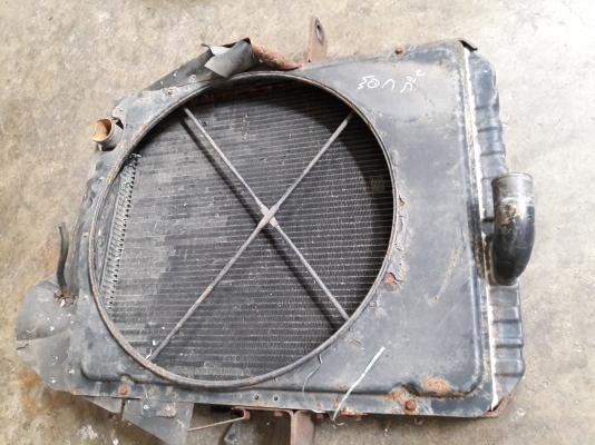 หม้อน้ำ ร๊อกกี้ เครื่อง 6BG1 ของญี่ปุ่น สภาพดี