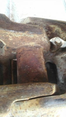 ขาย KOBELCO  SK135SR  YY04   ปี2006..  ชั่วโมง5,XXX  แทรค  70....รถสวยมาก..สภาพดี....ไฟฟ้าครบ .....โทร089-3818694  ดวงนภา