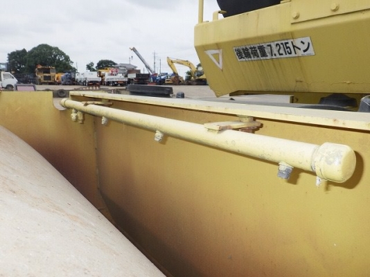 รถบดสามล้อเหล็ก SAKAI R2H  FROM JAPAN  สนใจติดต่อ 063-9316985 LINE063-9316985  ครับ