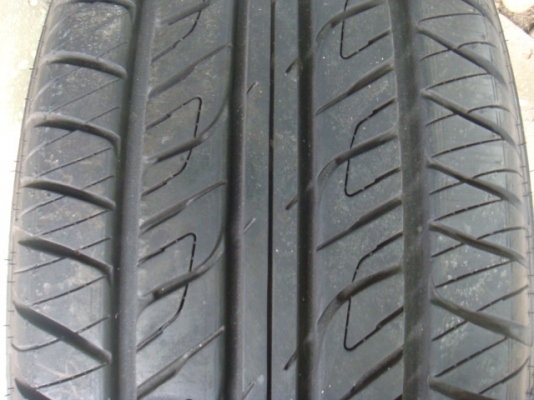 ยาง 265/65R17 2เส้นสภาพใหม่วิ่งน้อย