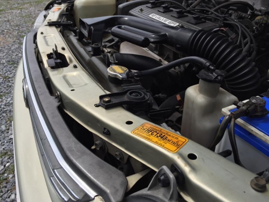 ขาย SOLUNA V-VERSION 1.5 GLi  ท็อปสุด สีทูโทน ปี 1999 - 2542 เกียร์ ออโต้ รถไม่เคยติดแก็ส กระจกปรับไฟฟ้าครับ มี AIRBAG นะครับ เครื่องดีมาก สตาร์จติดง่ายมาก ช่วงล่างแน่น ขับดีเยี่ยม พวงมาลัยเพาเวอร์ แอร์เย็น ภายในสะอาด เบาะไม่ขาด