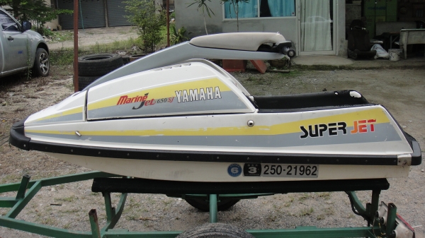 Yamaha ปากเป็ด เครื่องดีมาก คาบูคู่ ฝา ท่อ เฟลทรีว่า ไห้ไป2ลำ(ลำแดงมีแต่บอดี้กับปั้ม ใบ) พร้อมเทลเลอ 083-635-6333 สุราษฎร์ ส่งทุกจังหวัด