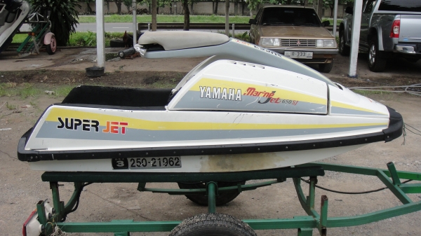 Yamaha ปากเป็ด เครื่องดีมาก คาบูคู่ ฝา ท่อ เฟลทรีว่า ไห้ไป2ลำ(ลำแดงมีแต่บอดี้กับปั้ม ใบ) พร้อมเทลเลอ 083-635-6333 สุราษฎร์ ส่งทุกจังหวัด