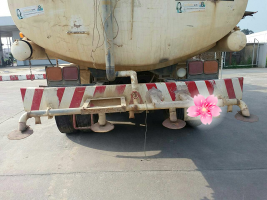 ขายรถบรรทุก 10 ล้อน้ำ NISSAN UD 170 แรงม้า 2 เพลา มีสเปรย์หน้าหลัง ราคา 480000