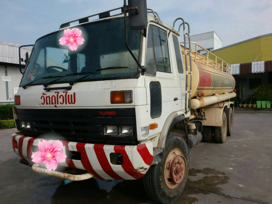 ขายรถบรรทุก 10 ล้อน้ำ NISSAN UD 170 แรงม้า 2 เพลา มีสเปรย์หน้าหลัง ราคา 480000