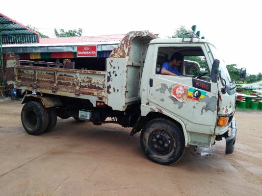 ขายรถ6ล้อดั้มFB112เครื่องดีมีสโลกลางด้วยพร้อมใช่ขอบคุณ คุณพ่อบ้านหมี่สารคามคับที่มารับรถเองถึงที่