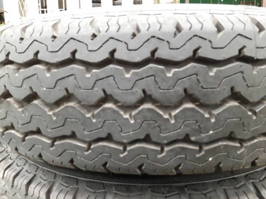 ล้อกะทะขอบ15 6 รูพร้อมยางป้ายแดงชุดล่ะ5500