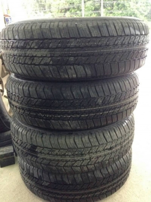 ยางbridgestone 245/65/17 ถอดป้ายแดงปี16 ชุดล่ะ13500