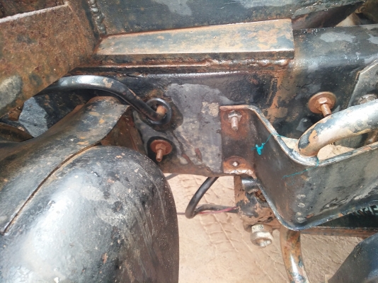 ขายรถ6ล้อดั้มFB112เครื่อง117ดีมีสโลกลางด้วยพร้อมใช่