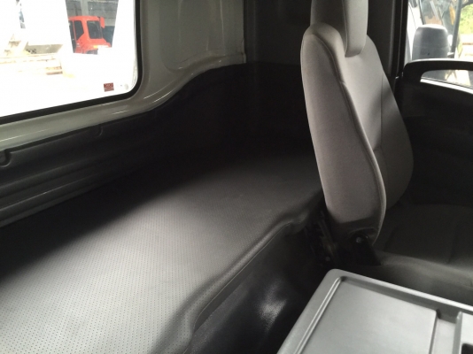 10ล้อหัวลาก360แรงISUZU MP1GXZ77N8T-000991..ปี2555.รถสวยมากๆ.ไมล์1.38แสน รถใช้น้อยมาก ลากถังยางวันละหน..สวยมาก