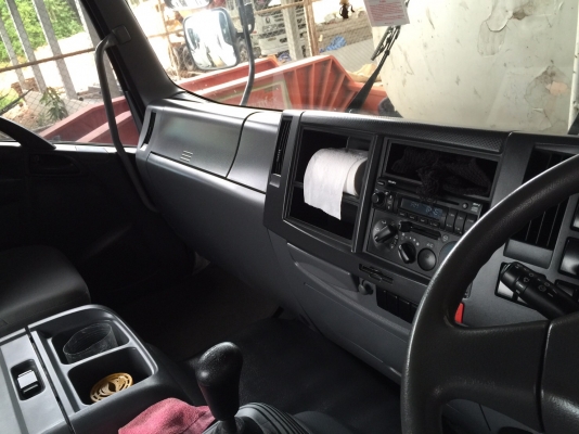 10ล้อหัวลาก360แรงISUZU MP1GXZ77N8T-000991..ปี2555.รถสวยมากๆ.ไมล์1.38แสน รถใช้น้อยมาก ลากถังยางวันละหน..สวยมาก