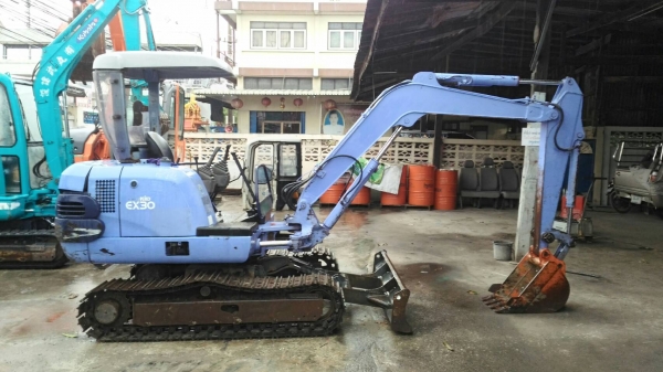 ขายHITACHI  EX30-2  มาใหม่...เก่าญี่ปุ่น...สภาพสวย....ชั่วโมง..2,XXX...ลองระบบได้ทุกวัน..โทร  089-3818694  ดวงนภา