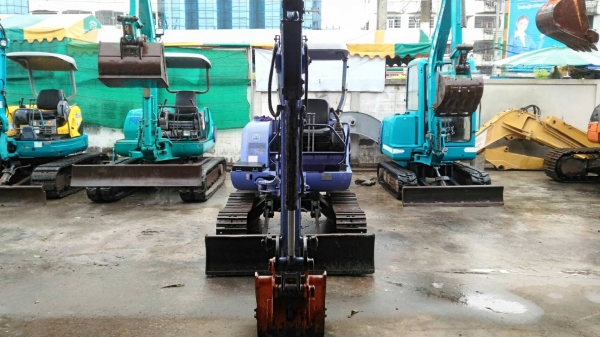 ขายHITACHI  EX30-2  มาใหม่...เก่าญี่ปุ่น...สภาพสวย....ชั่วโมง..2,XXX...ลองระบบได้ทุกวัน..โทร  089-3818694  ดวงนภา