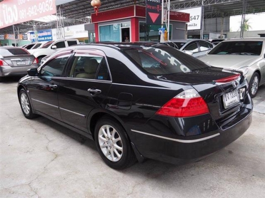 Honda Accord 2.4i-vtec สีดำ ไมเนอร์เชนจ์ ปี2006.