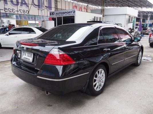 Honda Accord 2.4i-vtec สีดำ ไมเนอร์เชนจ์ ปี2006.