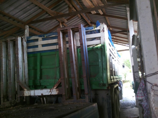 รถฮีโน่ 10 ล้อดั้ม FM3H / 195 แรงม้า.  ปี 37.     สนใจติดต่อ  081 - 6079515