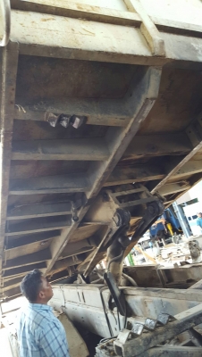 ขายกระดั้ม