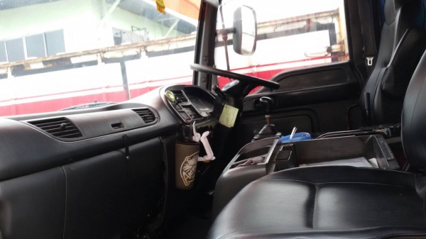 หัวลาก อีชูชุ 270 แรง  ปี 40 (รถน้ำมัน ) สภาพพร้อมใช้งาน  ราคา  900,000 บาท